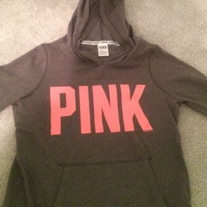 NEVER WORN VICTORIAS SECRET PINK HOODIE