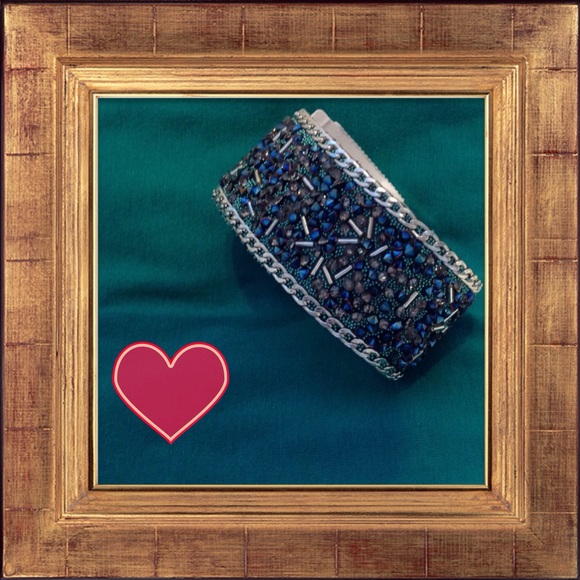 Beautiful Beaded Bracelet - Picture 2 of 3