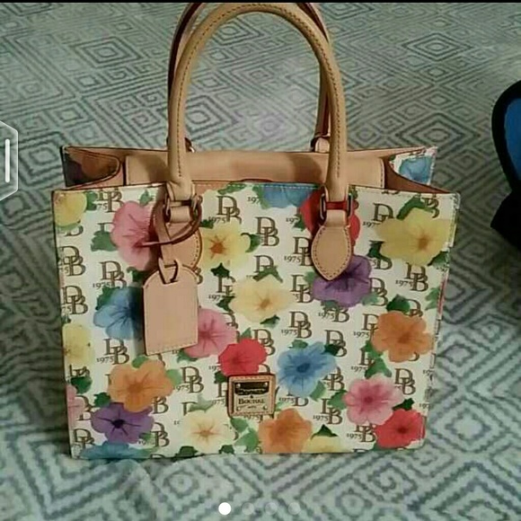Dooney & Bourke floral purse
