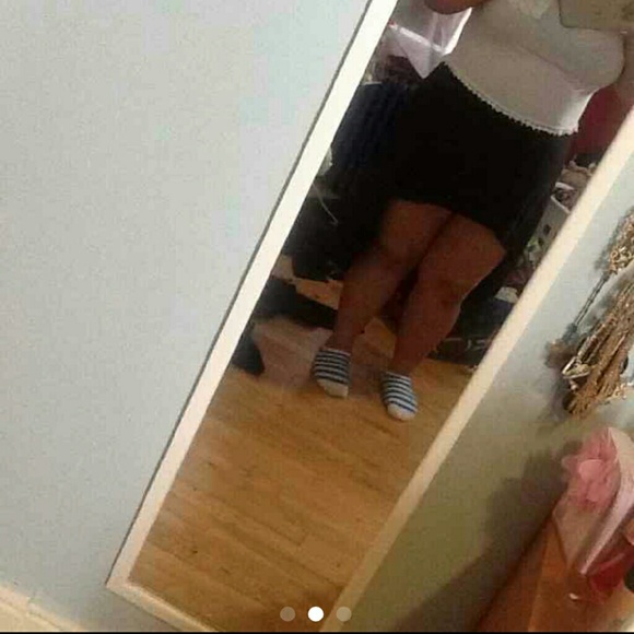 Black high low skirt - Picture 2 of 3