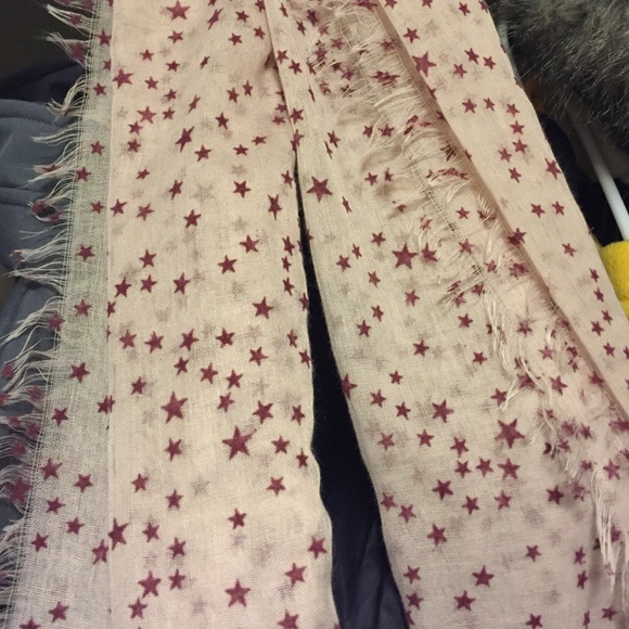 Jennifer Lopez Star Scarf