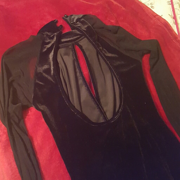 Beautiful dress!! - Picture 4 of 4