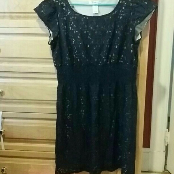 Black and beige laced dress - Picture 1 of 1