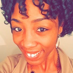 Meet your Posher, Veronica