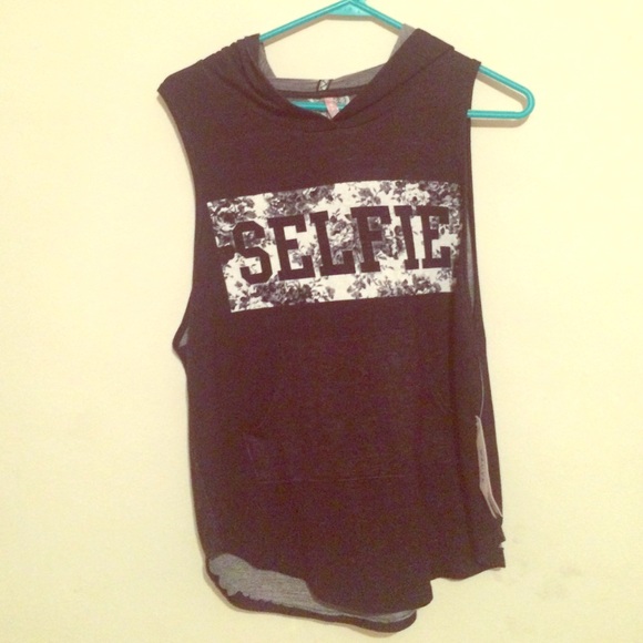 Selfie shirt