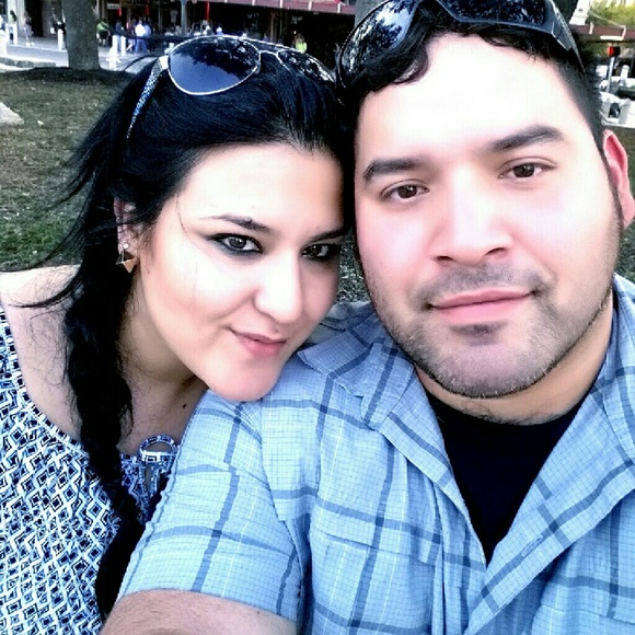 Meet your Posher, Valeria - Picture 2 of 4