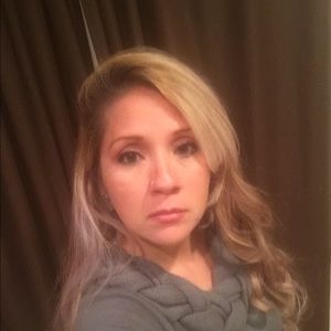 Meet your Posher, Liz