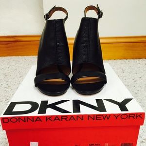 DKNY Sexy Boot/Stiletto Shoe