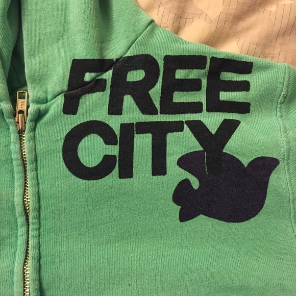 Green Free City Zippy