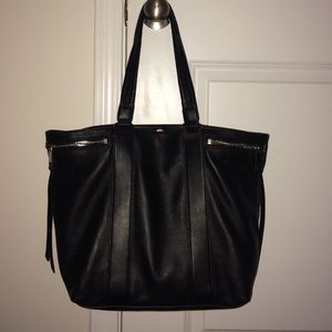 Linea pelle black tote