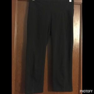 Old Navy fitted workout capris