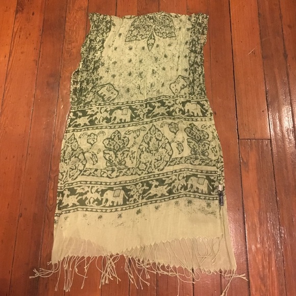 Elephant scarf