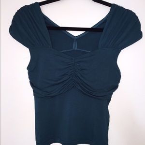 Murua dark forest green top