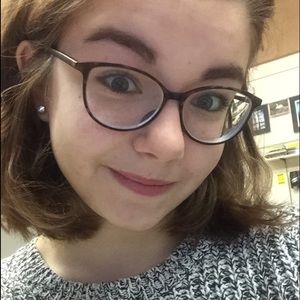 Meet your Posher, Marissa