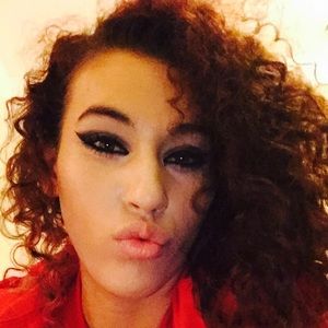 Meet your Posher, Maya