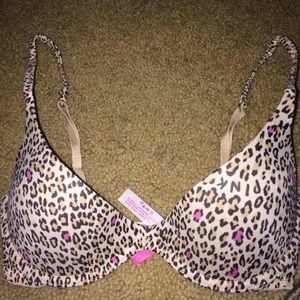 SOLD!! NWOT PINK BRA 💕