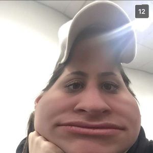 Meet your Posher, Lindsay