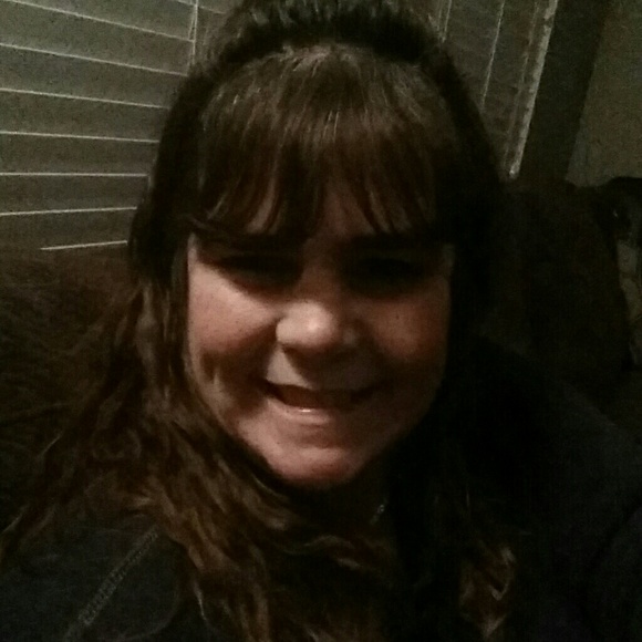 Meet your Posher, Kellie - Picture 1 of 1