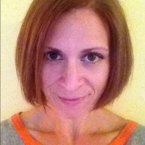 Meet your Posher, Carrie