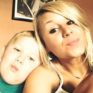 Meet your Posher, Cara