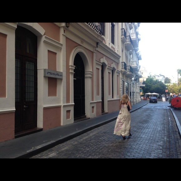 Hello๐. Poshing out of Minneapolis. ๐ ๐ฑ๐ผโโ๏ธ - Picture 2 of 4