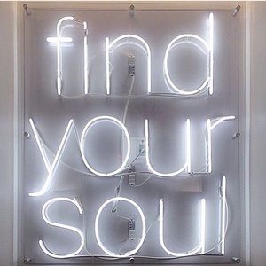 Meet your Posher, Paris