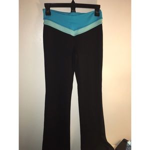 VSX Flared Black Yogas