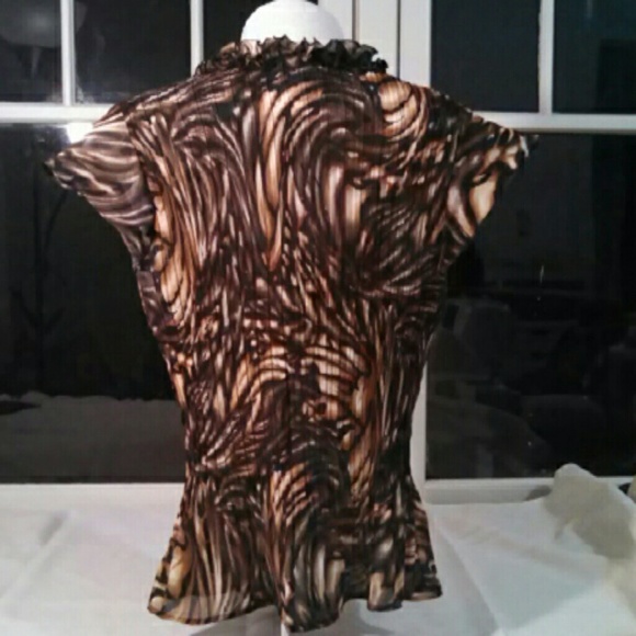 Top - Picture 3 of 4