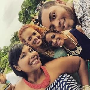 Meet your Posher, Yomaira