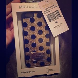 MICHAEL KORS iPhone 6 case