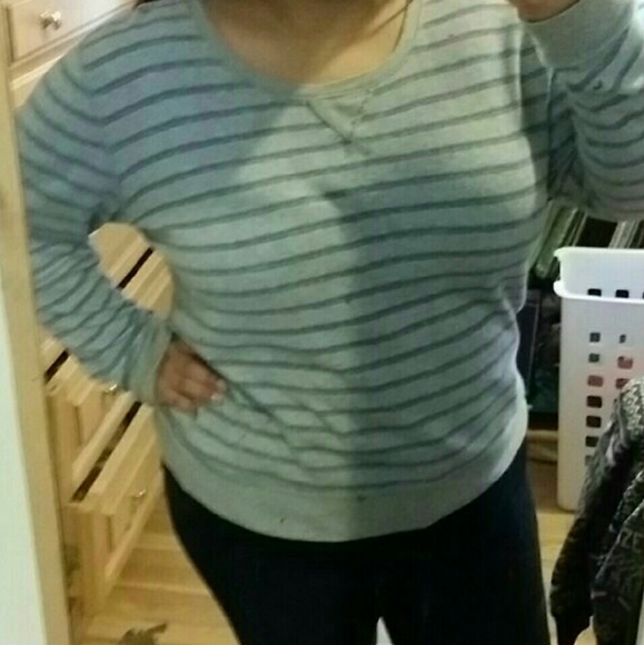 Grey Longsleeve shirt - Picture 2 of 3