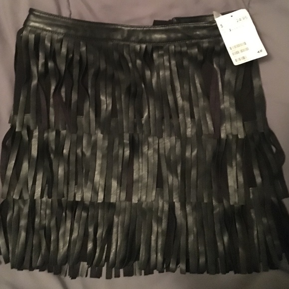 Cute fringe leather mini skirt😍