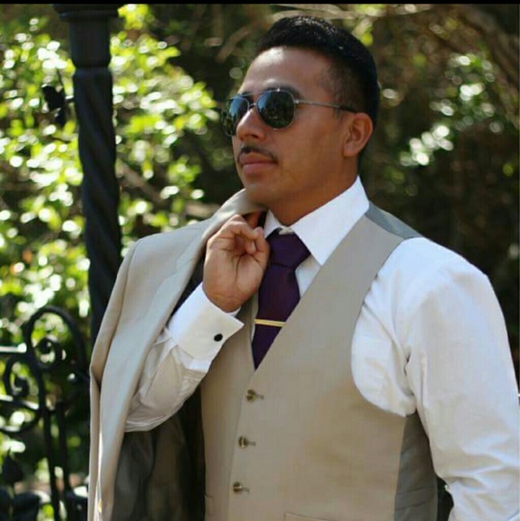 Meet your Posher, Samuel - Picture 2 of 3