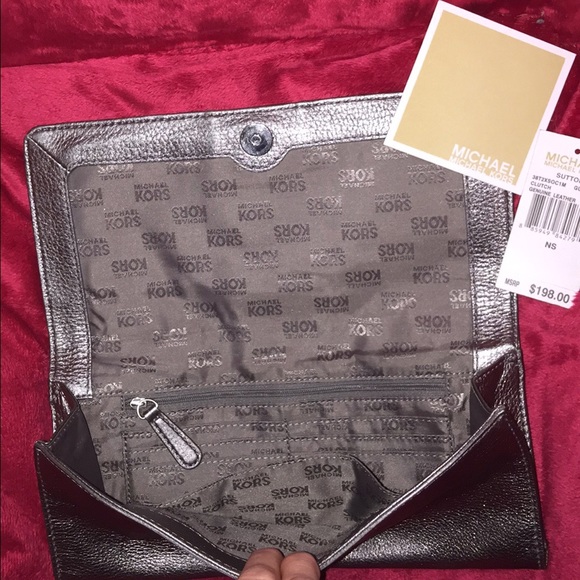Michael Kors silver clutch/wallet. Gorgeous!!! - Picture 2 of 4