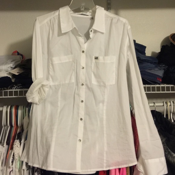 Guess button shirt