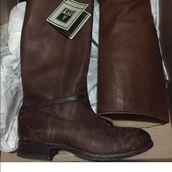 Frye Lindsay Plate Distressed Riding boot Cognac 9 - Picture 2 of 4