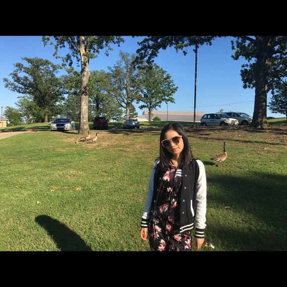 Meet your Posher, Tian - Picture 5 of 6