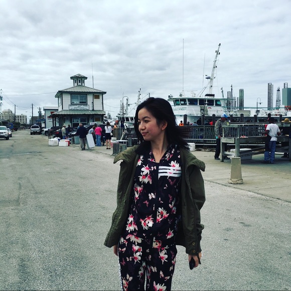 Meet your Posher, Tian - Picture 2 of 6