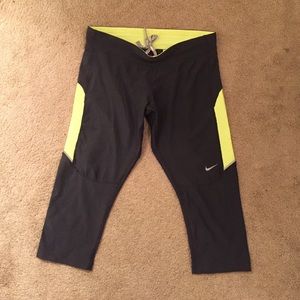 Nike athletic capri