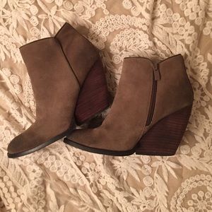 Very Volatile Leather Wedge boots