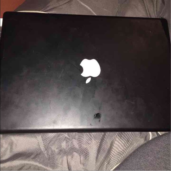 MacBook late 2008 - Picture 1 of 4