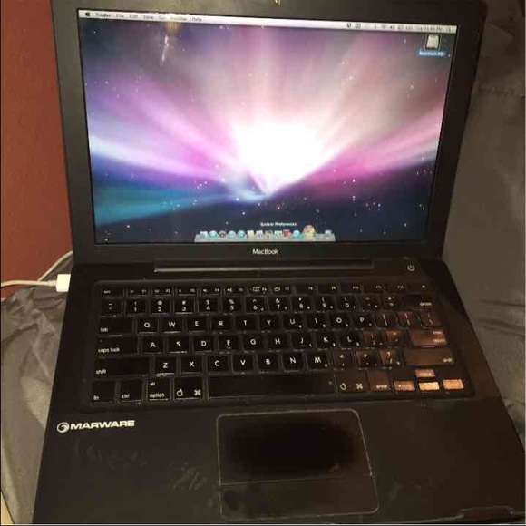 MacBook late 2008 - Picture 2 of 4