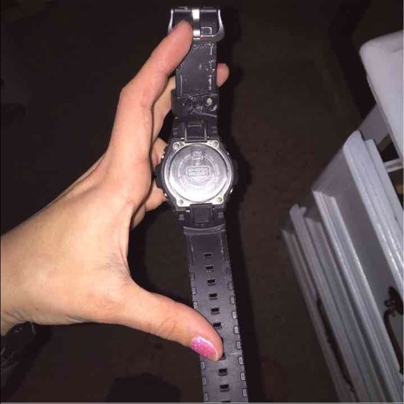 Mens g-shock watch - Picture 3 of 3