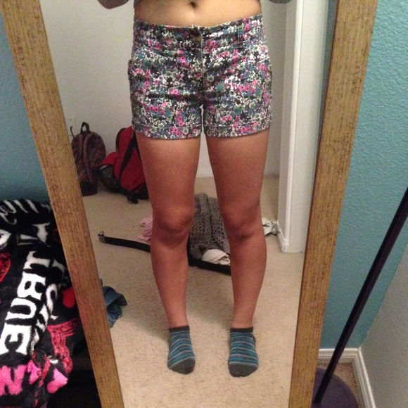 American eagle midi shorts
