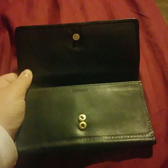 Tri-Fold Wallet - Picture 2 of 3