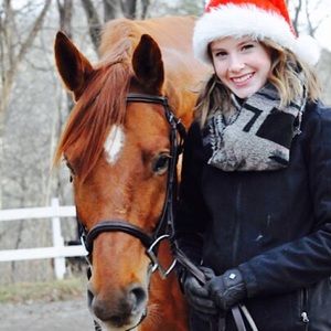 Meet your Posher, Lydia