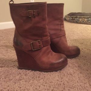 Lucky distressed Boots!!