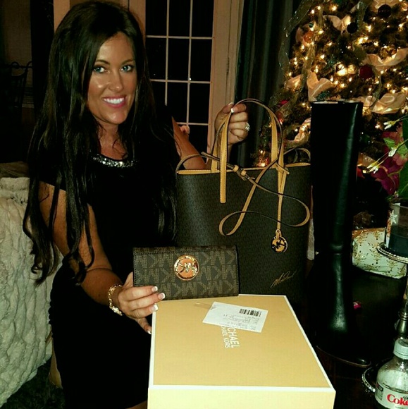 Meet your,posher. & Trudys kids foundation - Picture 1 of 11