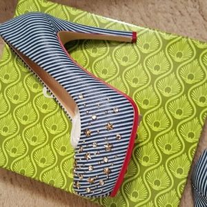 Brand New Gianni Bini