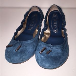 Tod's teal suede ballerina flats